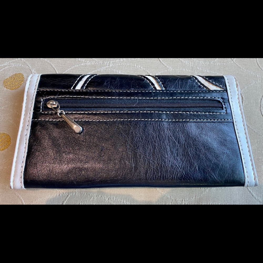 Coach Wallet - Picture 2 of 5